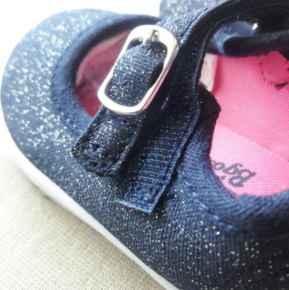 HPx2• OshKosh Glitter Mary Janes - Picture 5 of 7